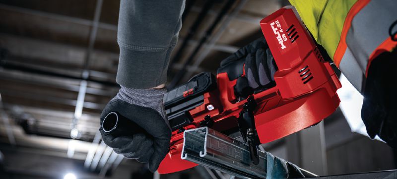 SB 4-22 충전 밴드쏘 14/18 TPI 날이 있는 충전 휴대용 밴드쏘, 최대 63.5mm│2-1/2” 절단 깊이까지 저소음, 저스파크 방식으로 금속을 정밀하게 절단 (NURON 배터리 플랫폼) 용도 1